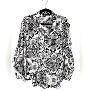 NWOT Zara buttoned down long sleeve loose shirt with cream black baroque print
